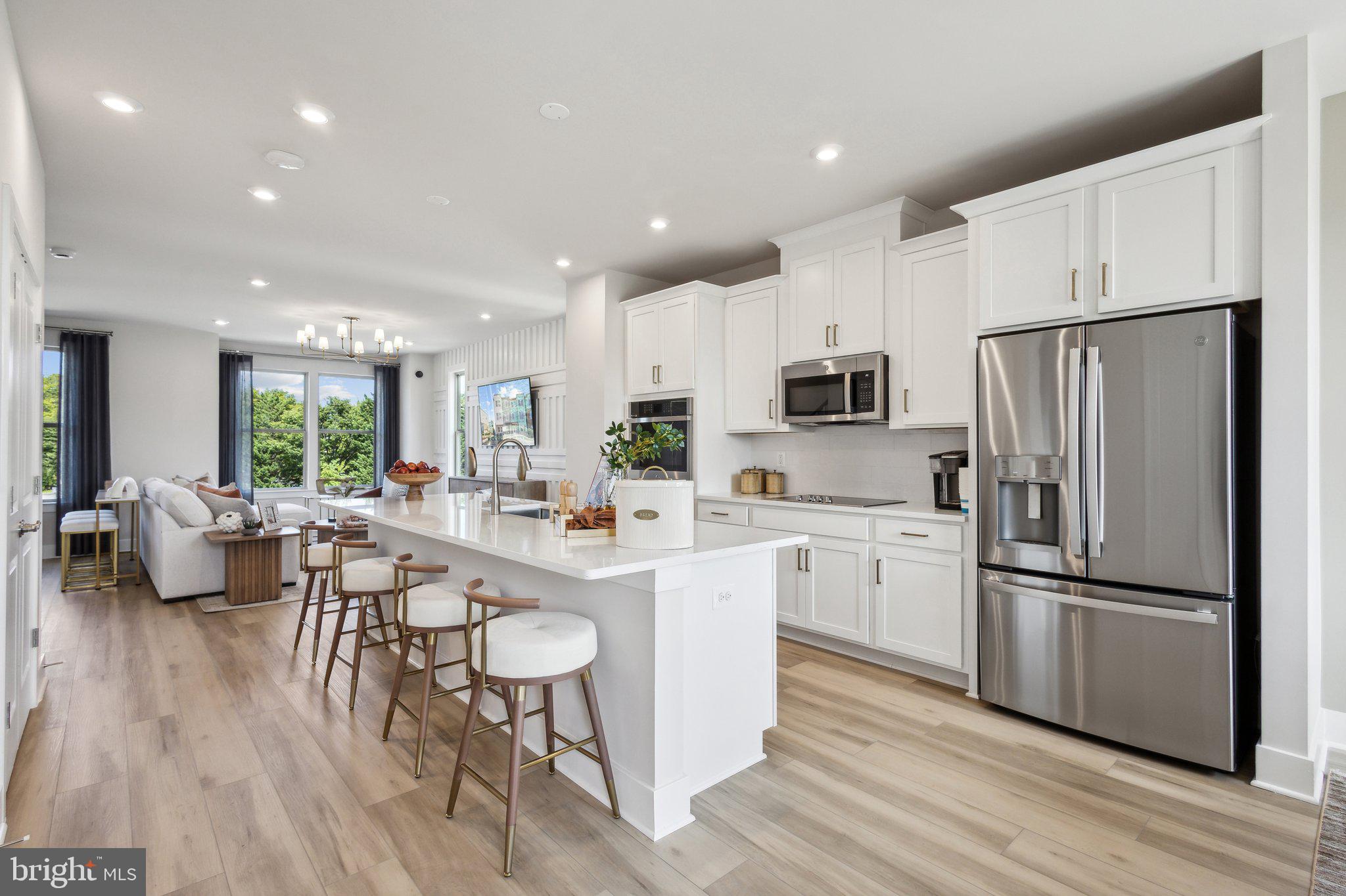 2104 Acadia Road Herndon, VA 20170 - Photo 8 of 37 Gallery Image 8