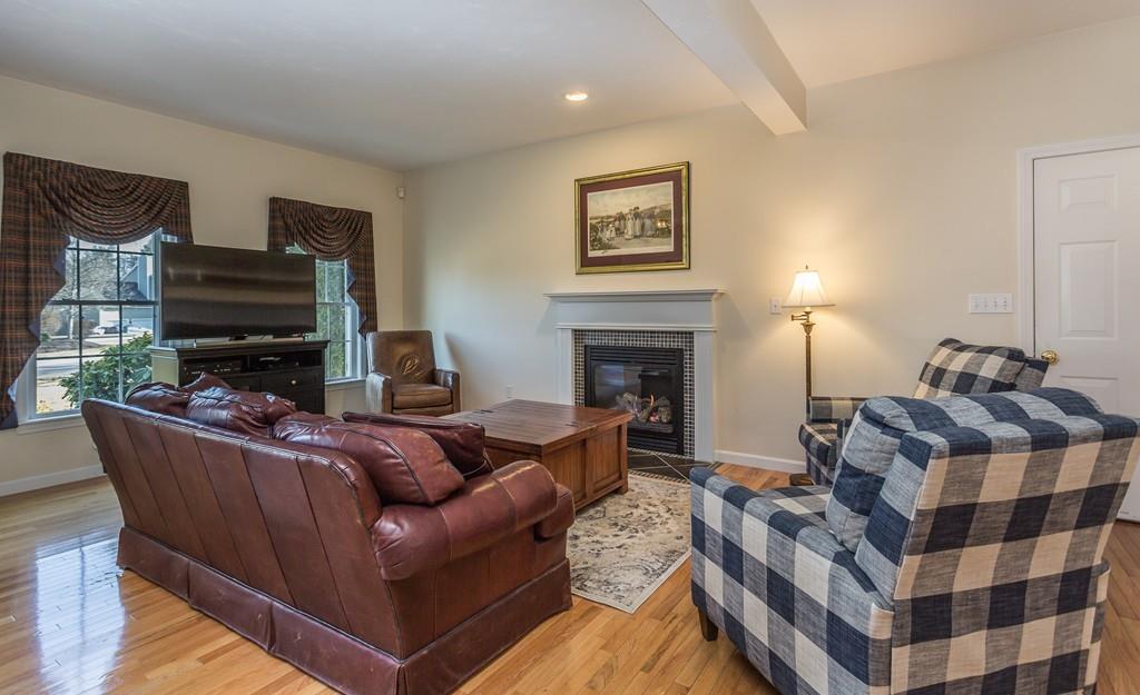 102 Finch Road Raynham, MA 02767 - Photo 4 of 28