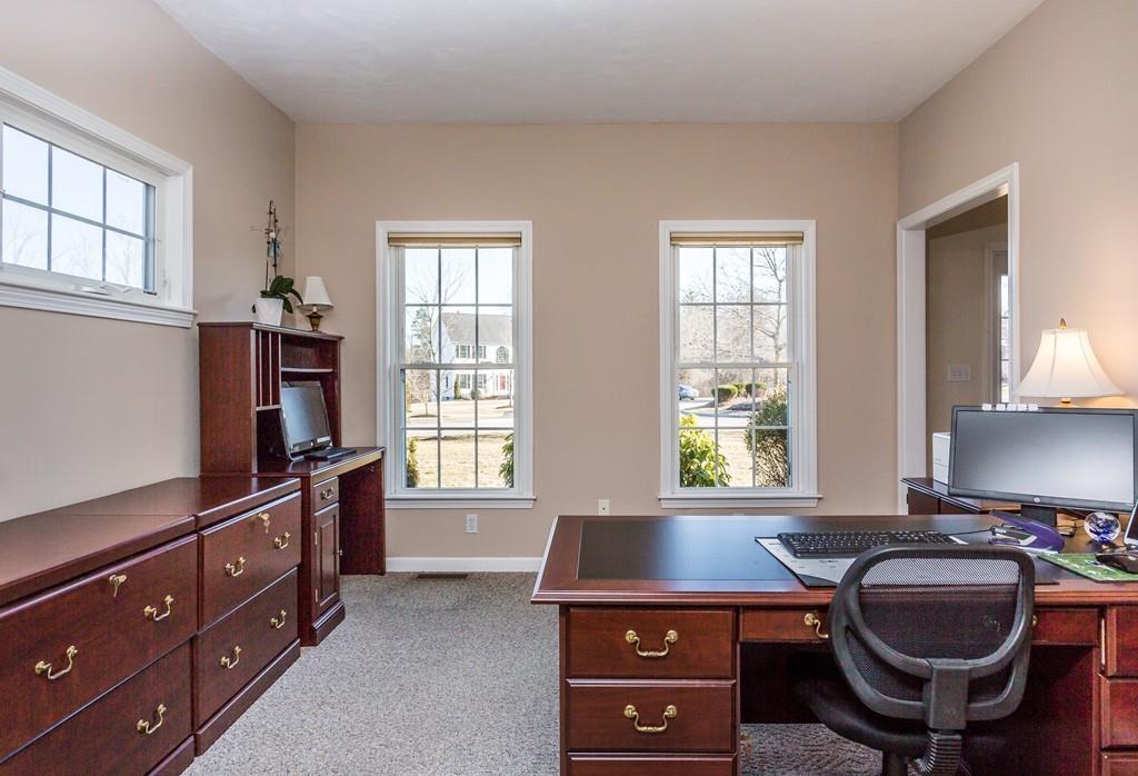 102 Finch Road Raynham, MA 02767 - Photo 9 of 28