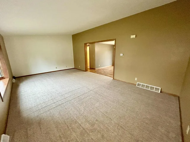 $399,900 | W4581 West Buss Drive, Cecil, WI 54111