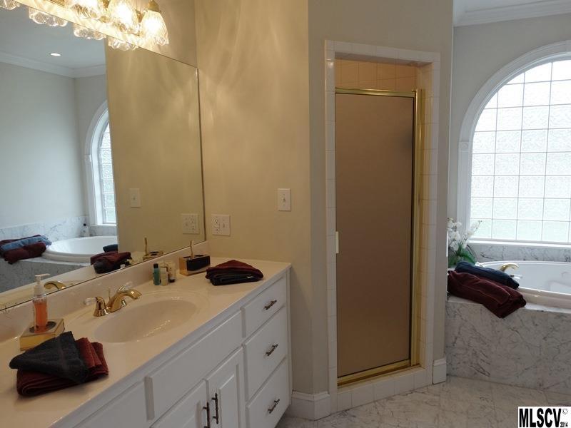 3475 Sandy Ford Road Newton, NC 28658 - Photo 3 of 21