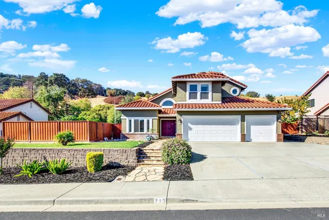 $873,000 | 719 Rambleton Drive, Vacaville, CA 95688