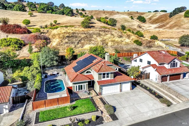 $873,000 | 719 Rambleton Drive, Vacaville, CA 95688