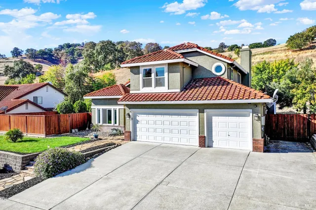 $875,000 | 719 Rambleton Drive, Vacaville, CA 95688