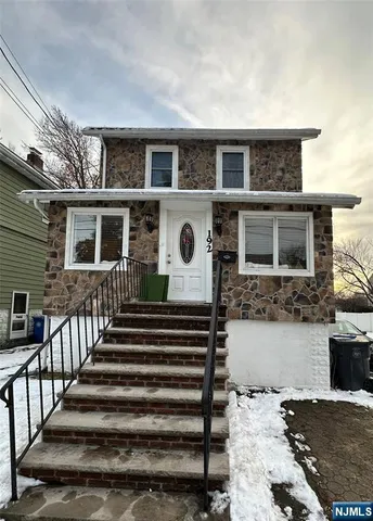 $3,800 | 192 Warren Street, Englewood, NJ 07631