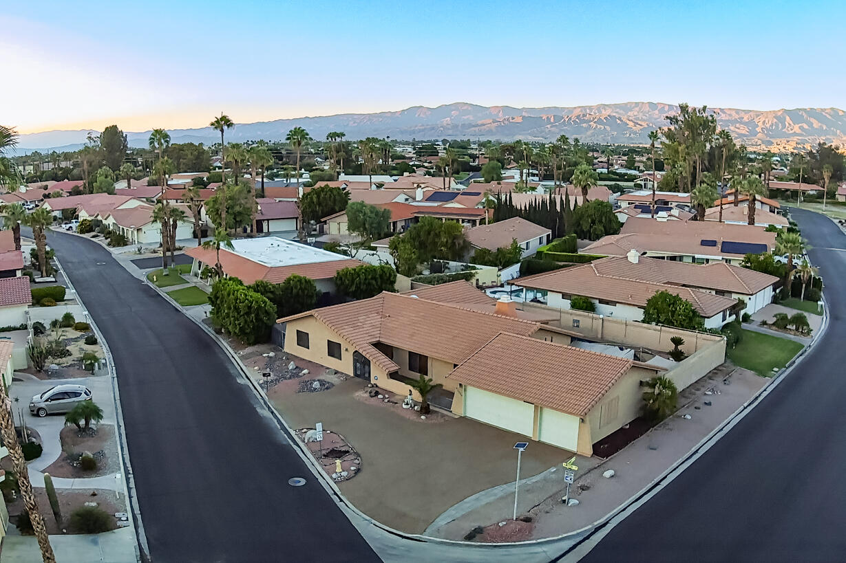 82230 Hanson Drive Indio, CA 92201 - Photo 11 of 83 HansonDrIndio-63