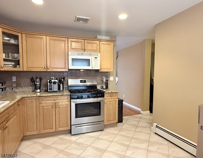 58 River Street Lodi, NJ 07644 - Photo 9 of 11