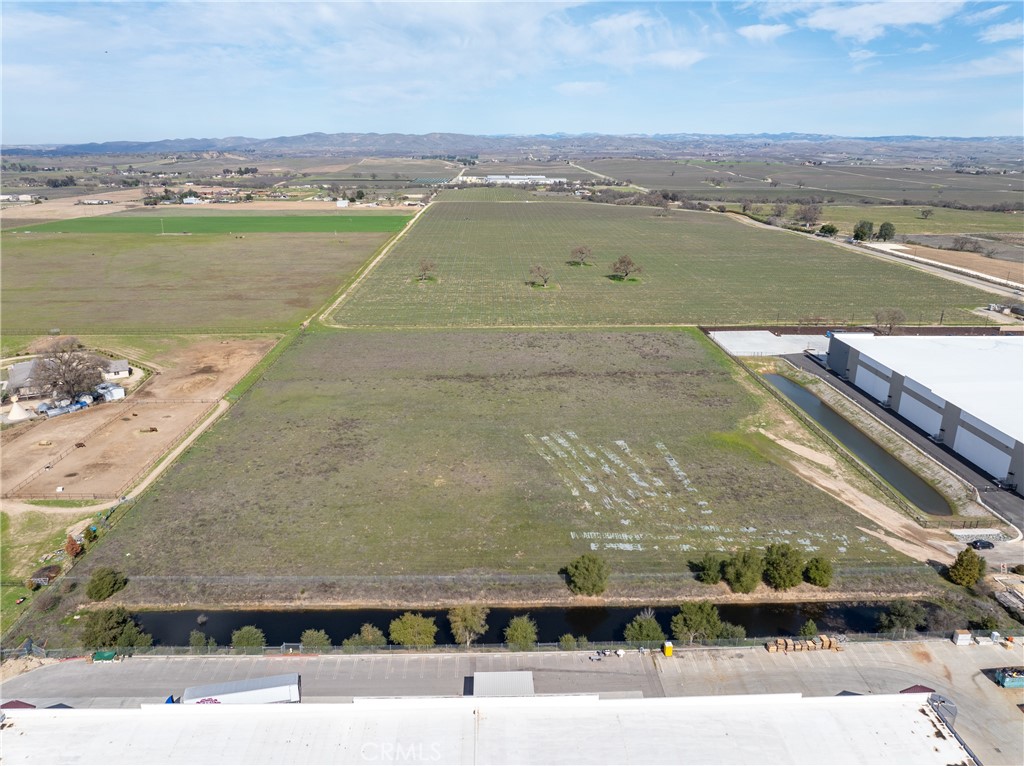5185 Airport Road Paso Robles, CA 93446 - Photo 6 of 15