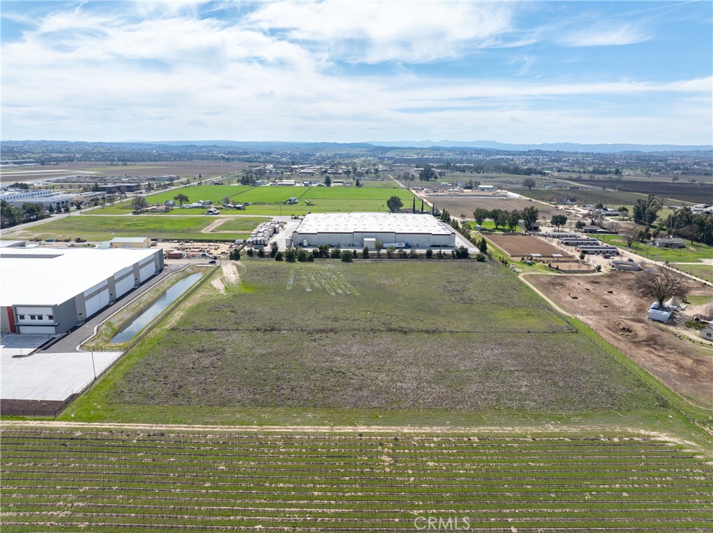 5185 Airport Road Paso Robles, CA 93446 - Photo 7 of 15