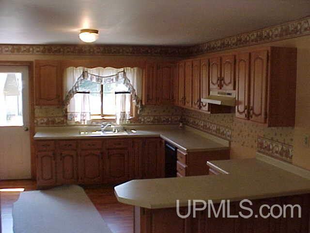7867 30th Road Rapid River, MI 49878 - Photo 2 of 28 Gallery Image 2