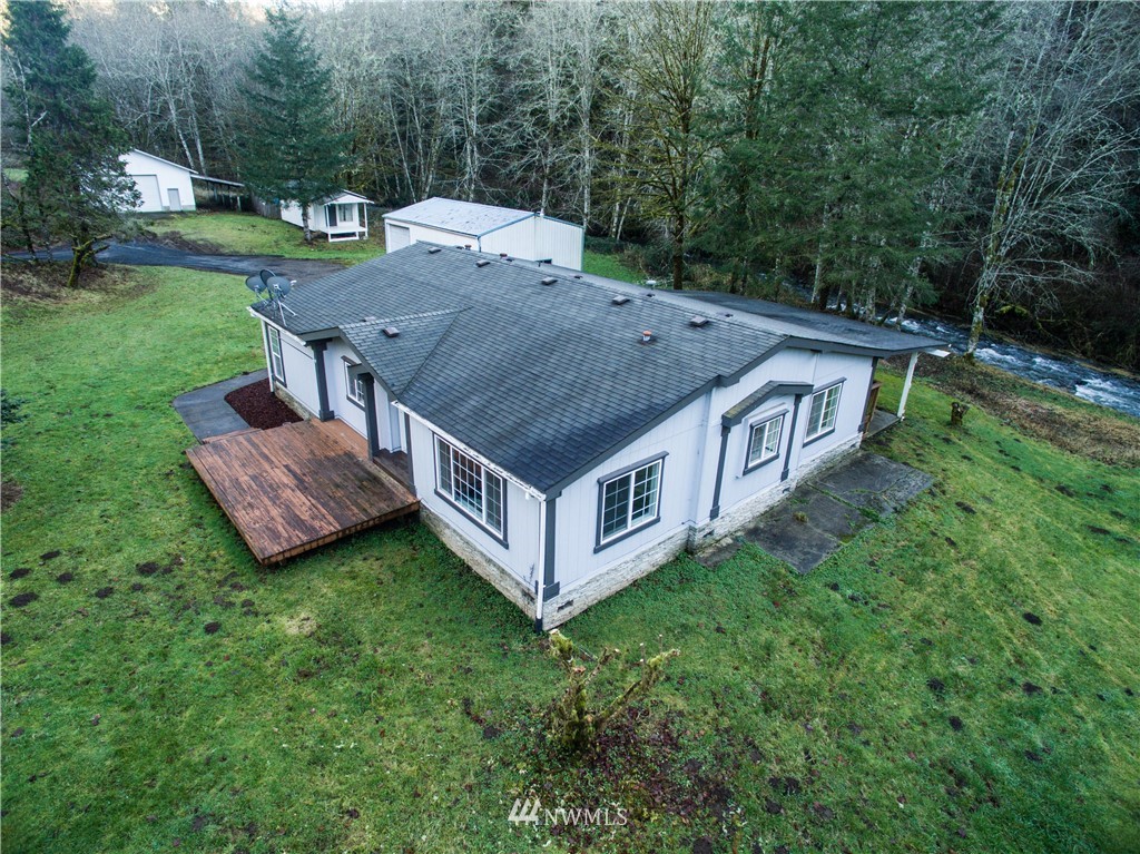 135 Mahaffey Road Kelso, WA 98626 - Photo 5 of 25 Gallery Image 5