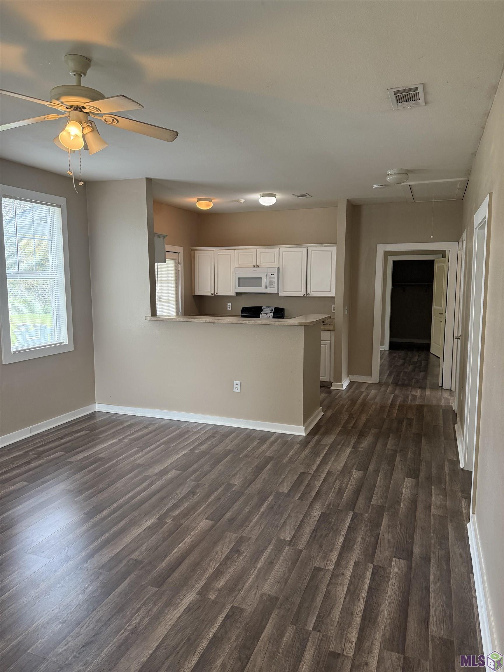 9351 Bimini Drive Baton Rouge, LA 70810 - Photo 3 of 12 Gallery Image 3
