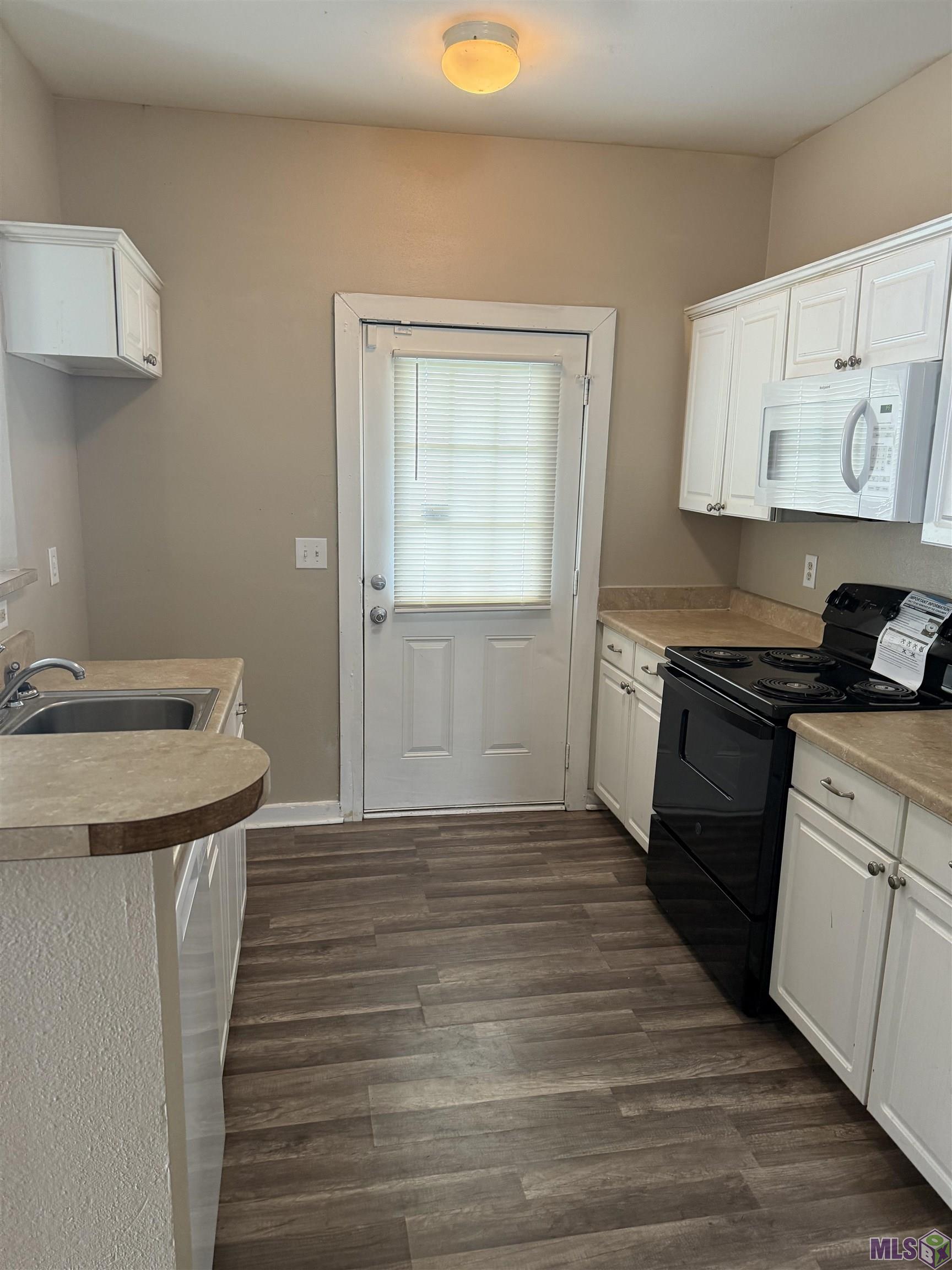 9351 Bimini Drive Baton Rouge, LA 70810 - Photo 5 of 12 Gallery Image 5