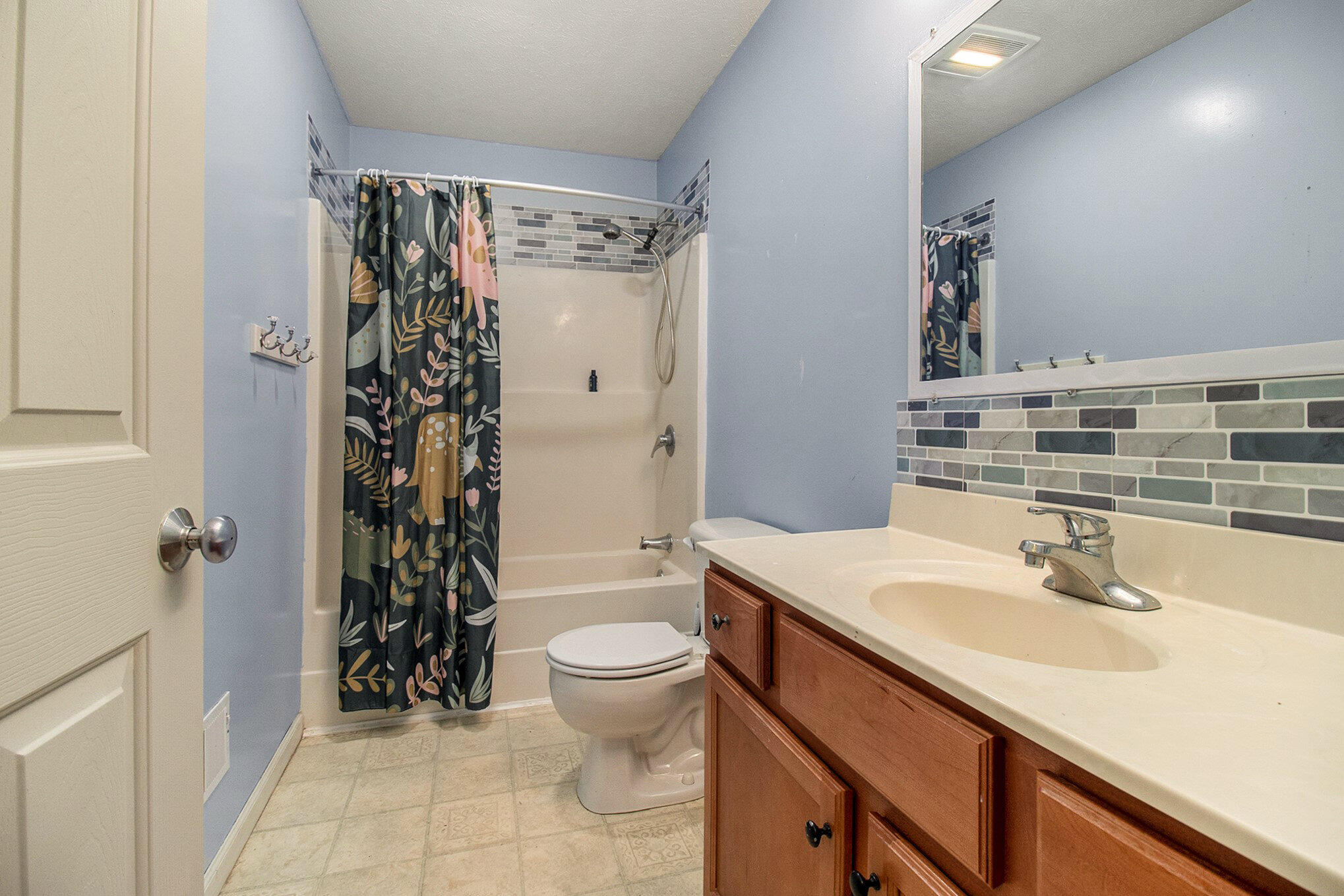 655 West Cedar Road Twin Lake, MI 49457 - Photo 9 of 15 010_5r6a8562