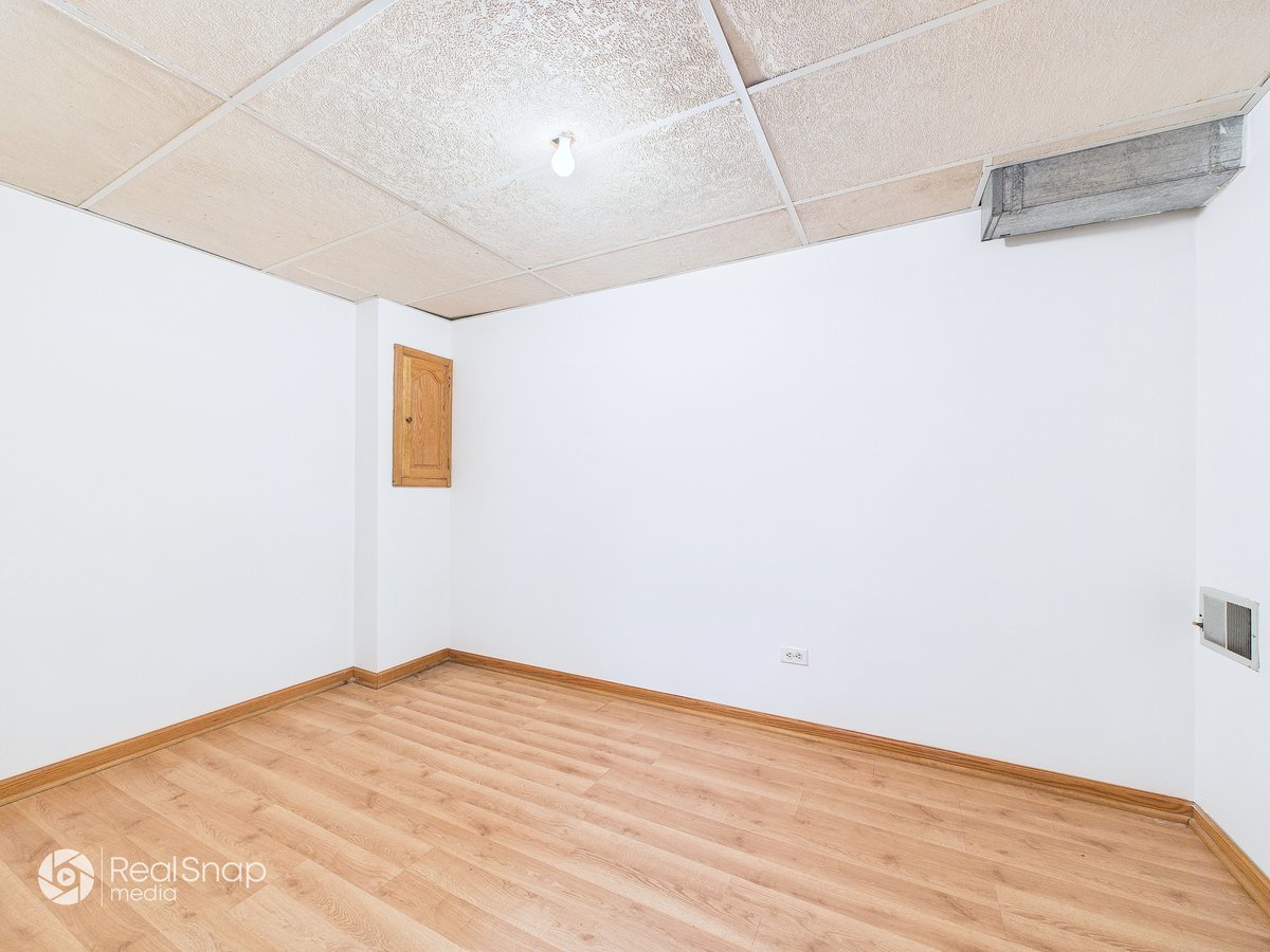 236 Shadow Bend Drive Wheeling, IL 60090 - Photo 28 of 44