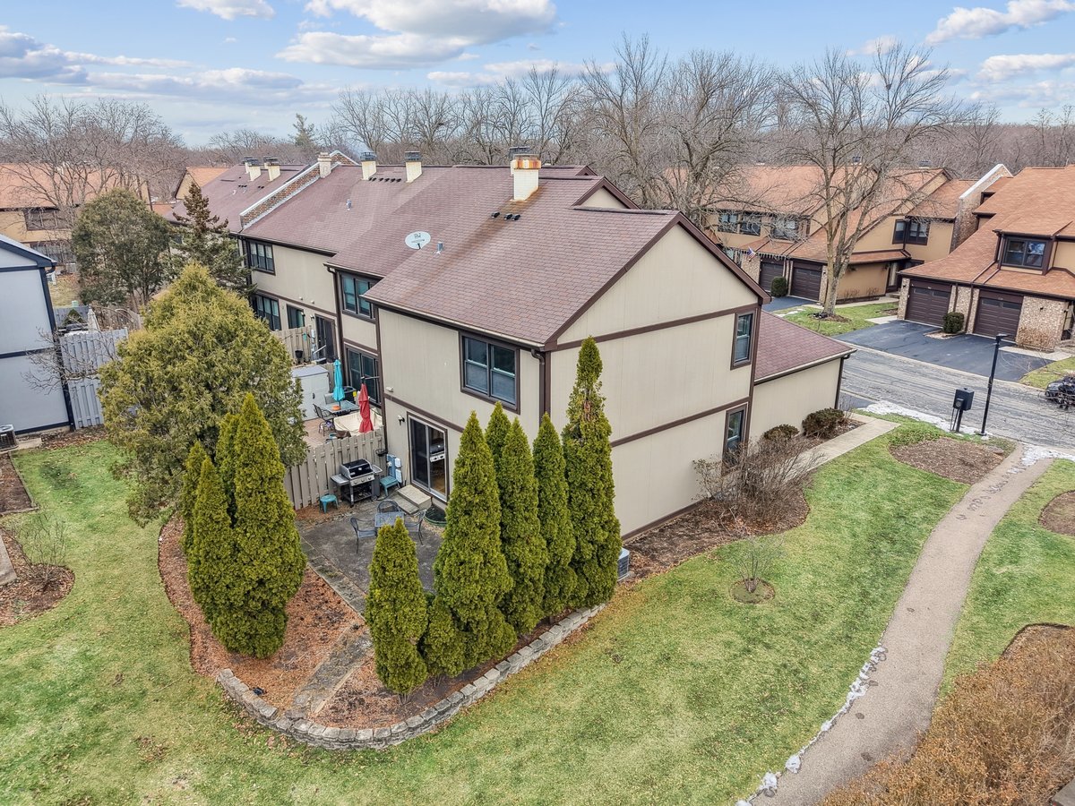 236 Shadow Bend Drive Wheeling, IL 60090 - Photo 35 of 44