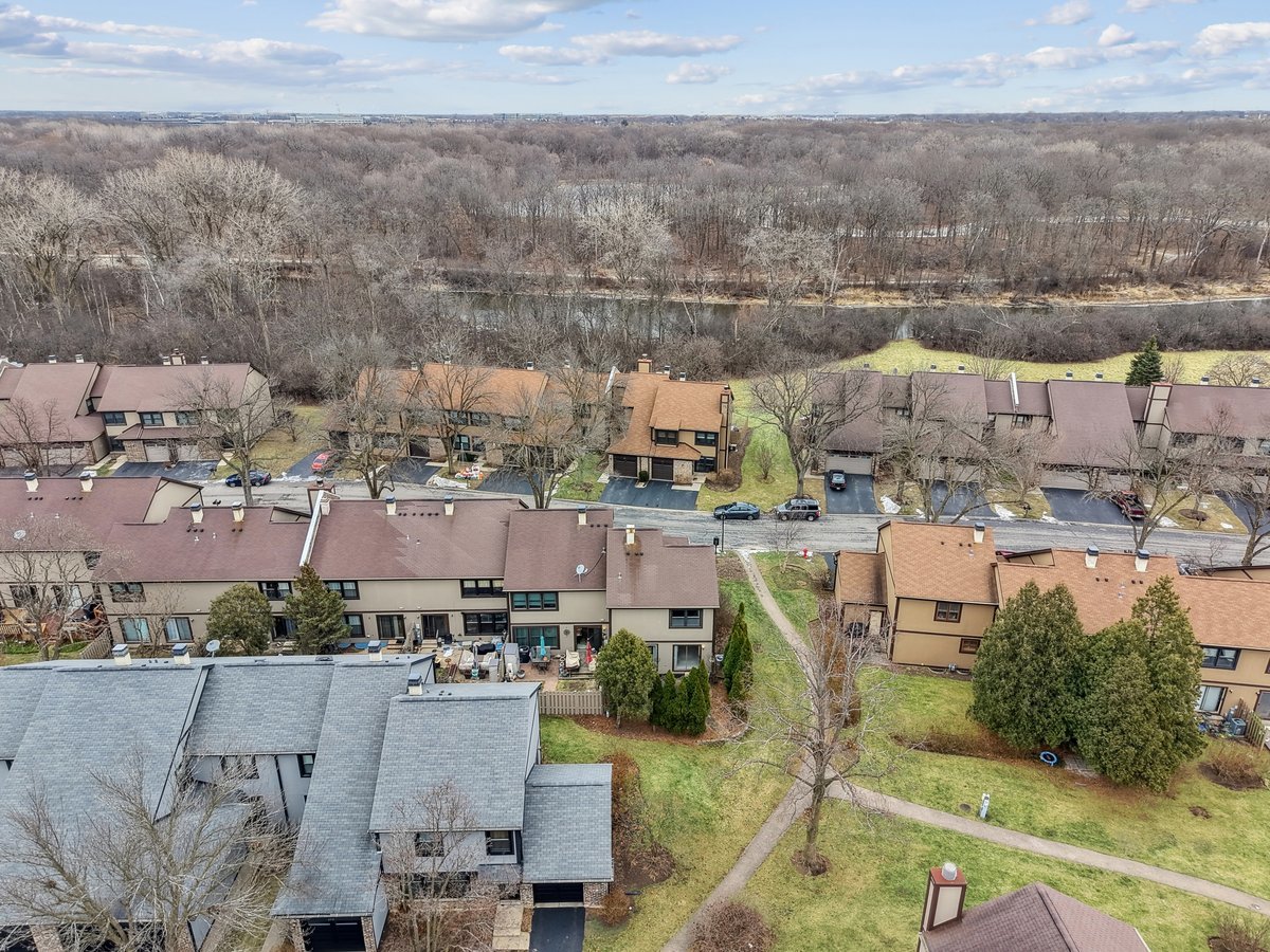 236 Shadow Bend Drive Wheeling, IL 60090 - Photo 39 of 44