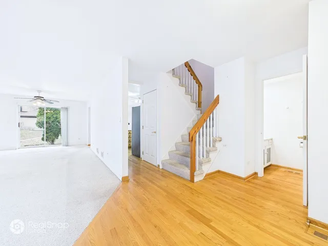 $350,000 | 236 Shadow Bend Drive, Wheeling, IL 60090