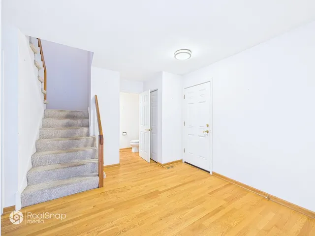 $350,000 | 236 Shadow Bend Drive, Wheeling, IL 60090