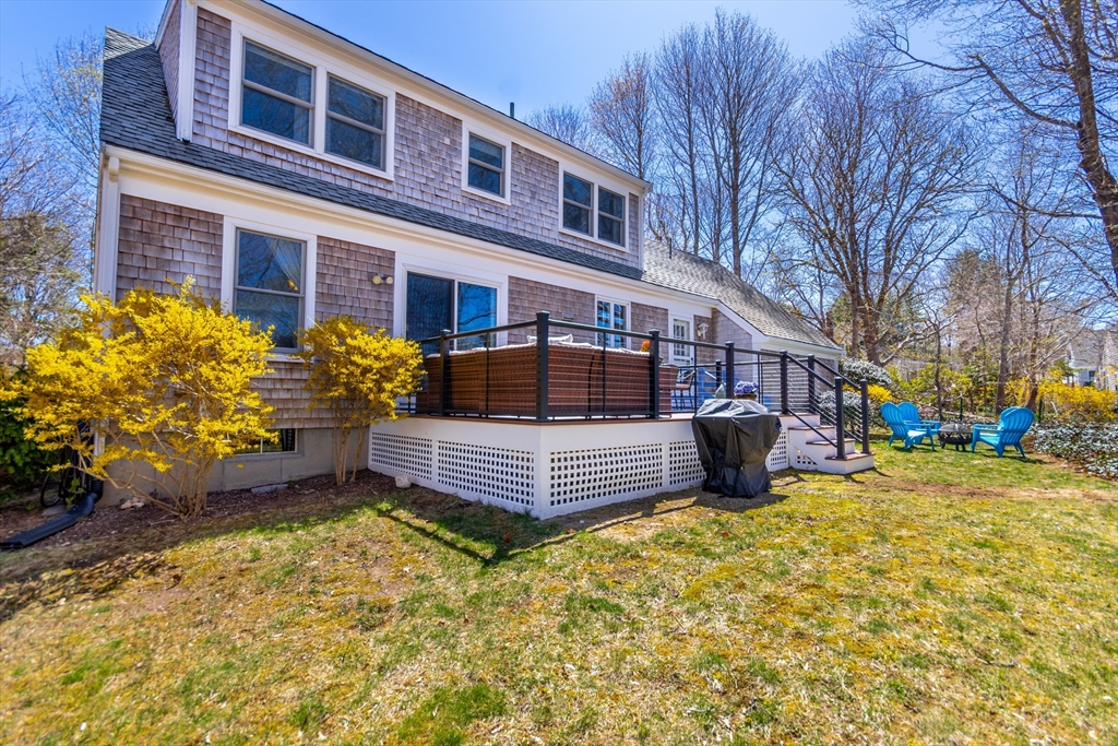 4 Quail Hill Road Bourne, MA 02559 - Photo 3 of 38