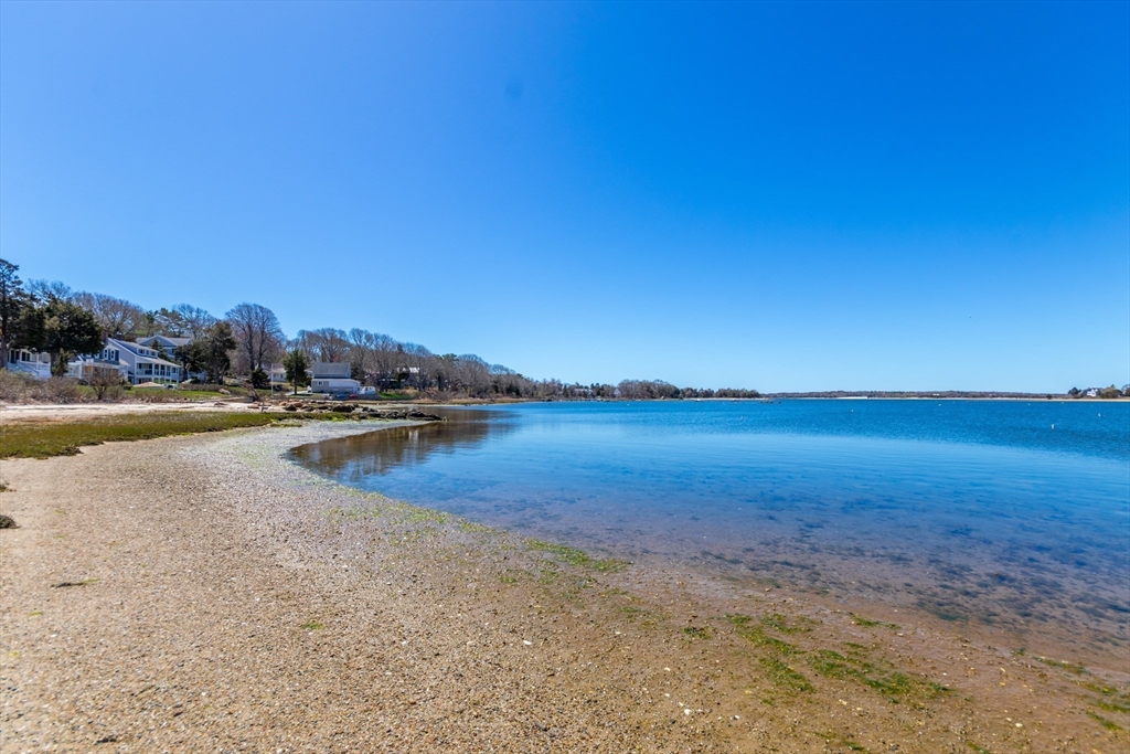 4 Quail Hill Road Bourne, MA 02559 - Photo 32 of 38