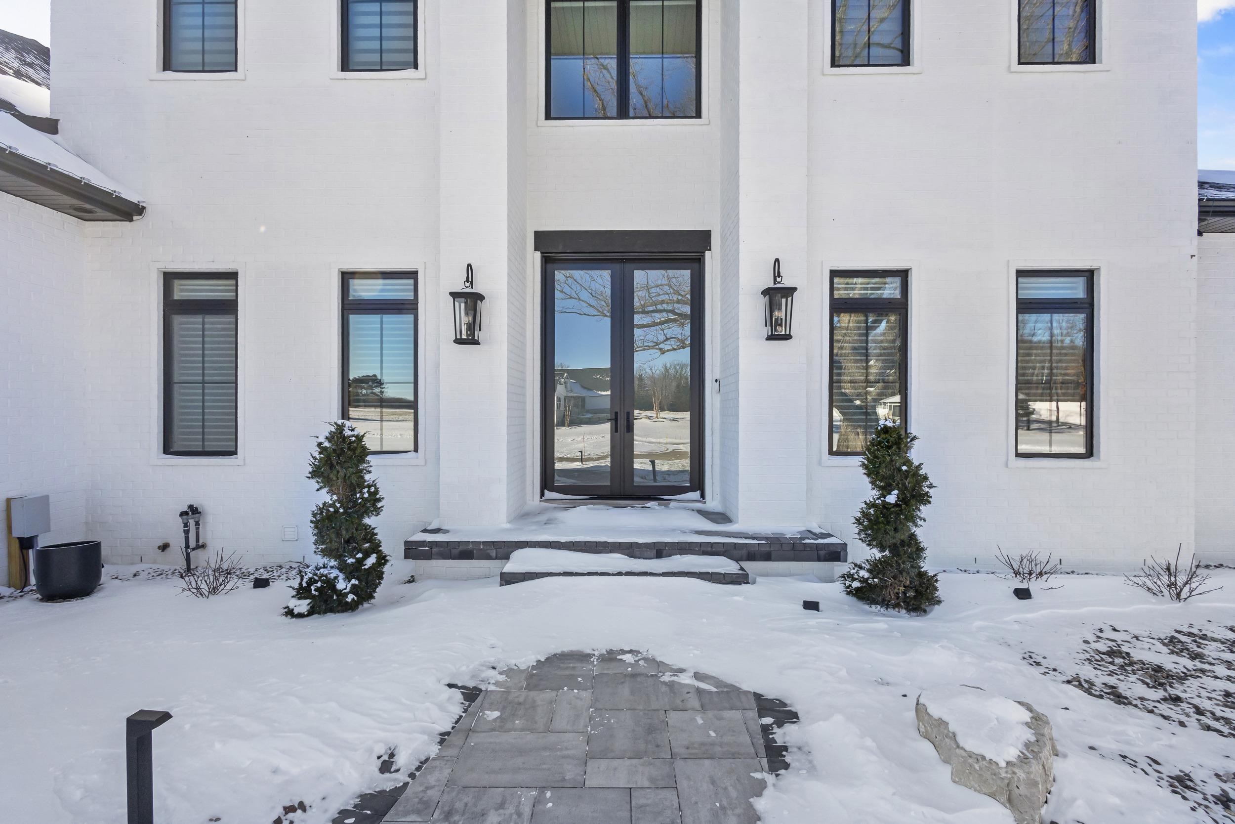 4141 Blackberry Ridge Court Hobart, WI 54155 - Photo 3 of 90