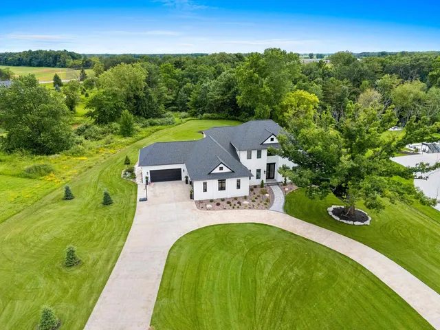 $2,499,900 | 4141 Blackberry Ridge Court, Hobart, WI 54155