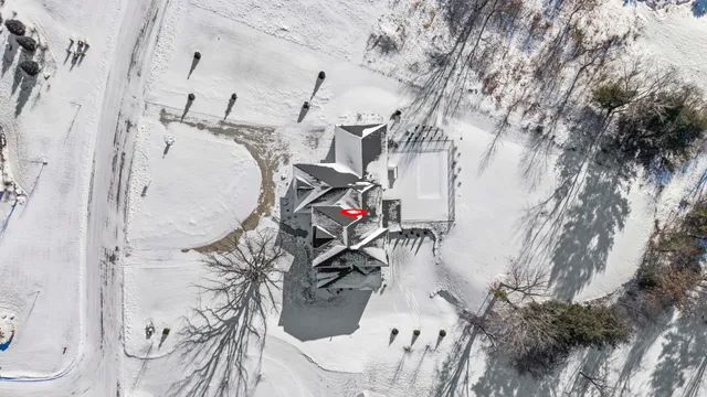$2,499,900 | 4141 Blackberry Ridge Court, Hobart, WI 54155