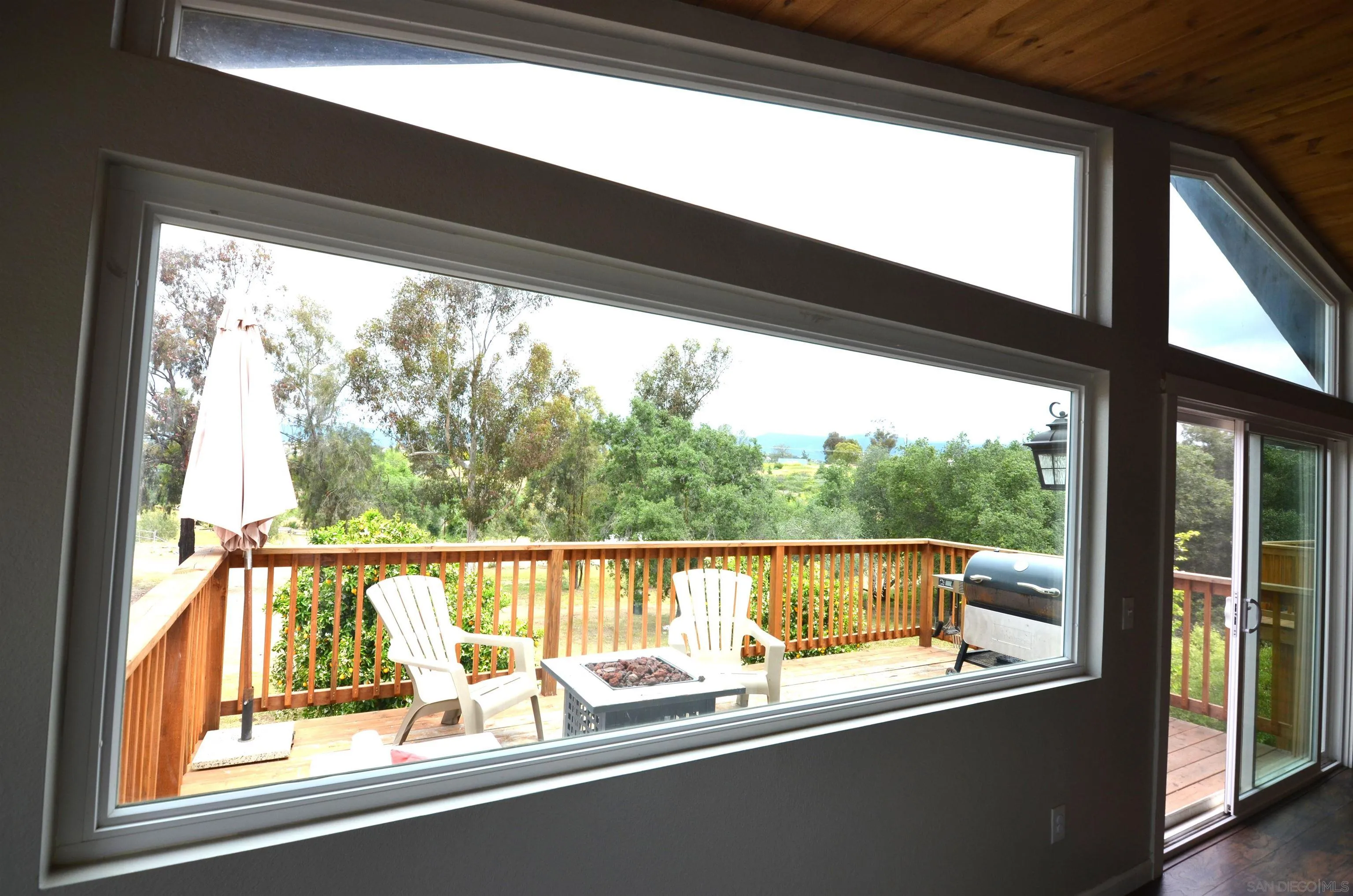 30643 Rabbit Run Valley Center, CA 92082 - Photo 14 of 59