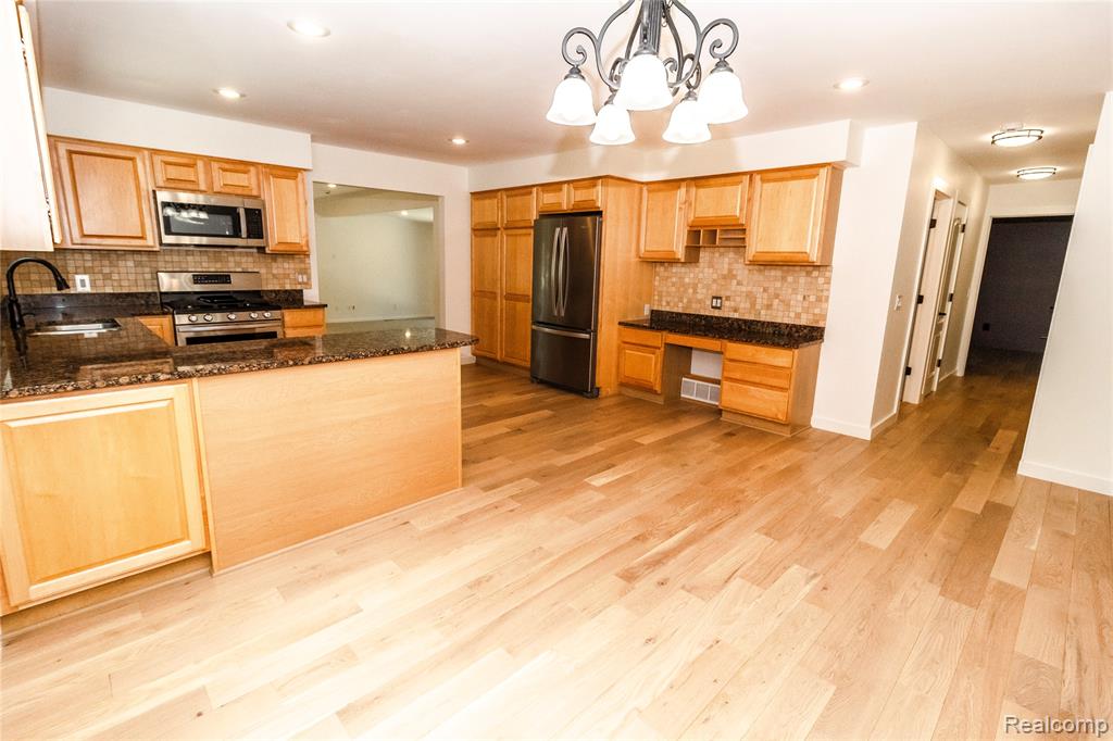 1138 Baldwin Road Lapeer, MI 48446 - Photo 7 of 49