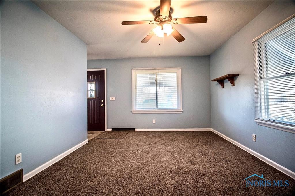 4734 Edgemont Road Toledo, OH 43611 - Photo 5 of 36 Gallery Image 5