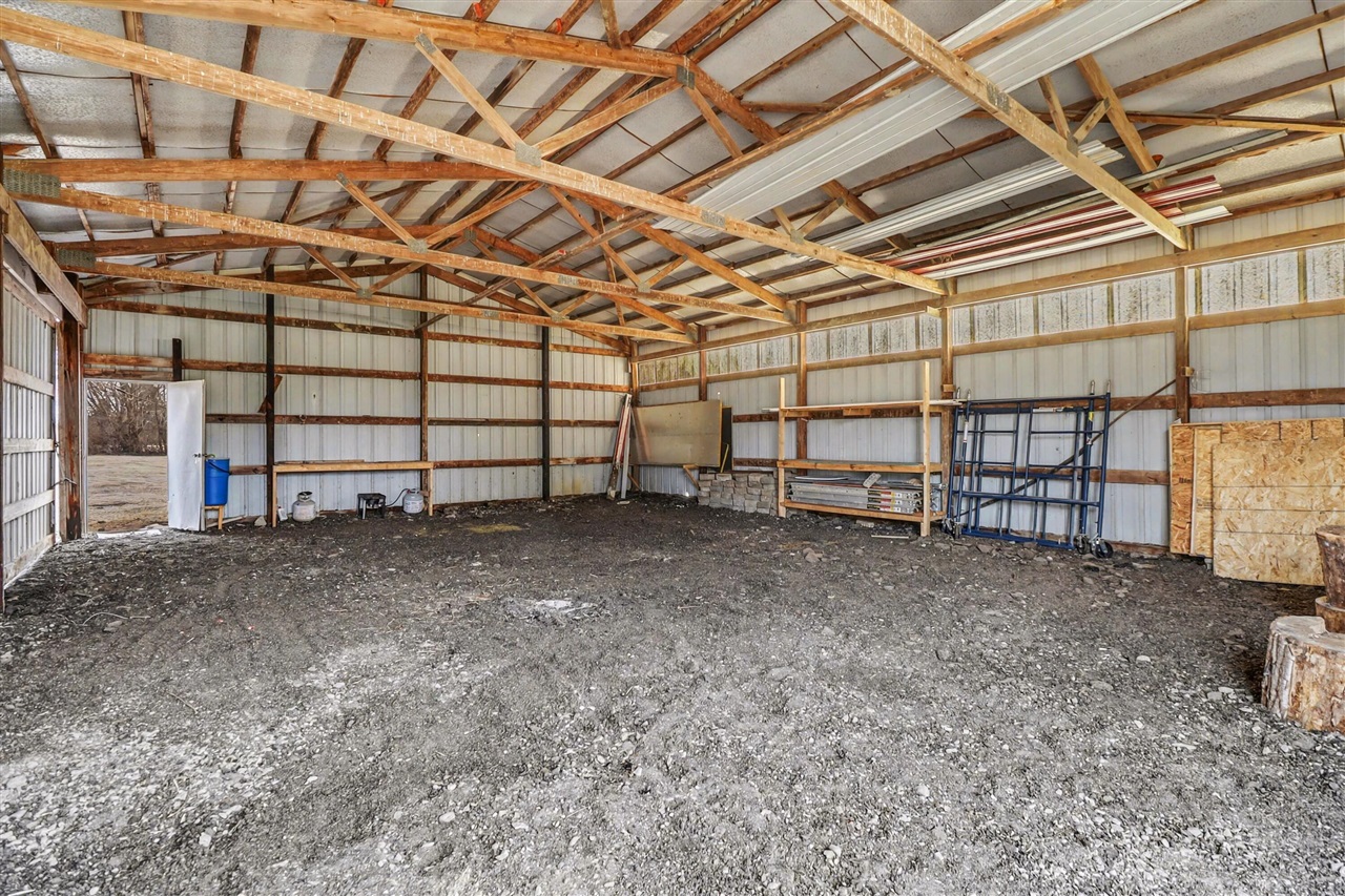 11329 Crowe Road Milan, MI 48160 - Photo 38 of 45
