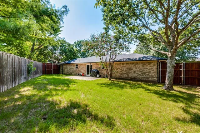$424,999 | 609 Lake Ridge Drive, Allen, TX 75002