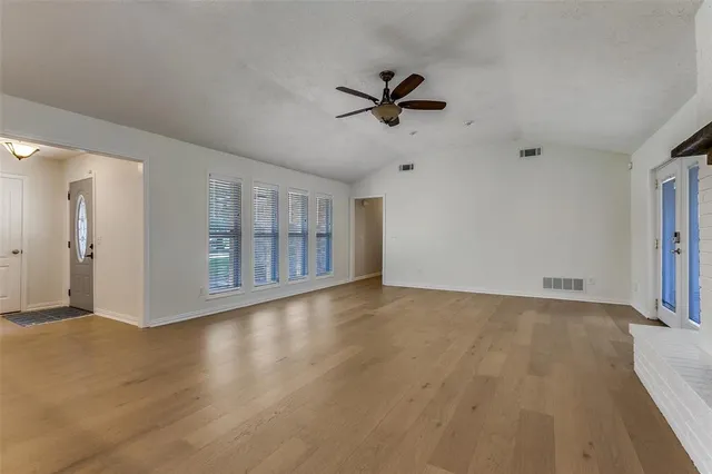 $424,999 | 609 Lake Ridge Drive, Allen, TX 75002