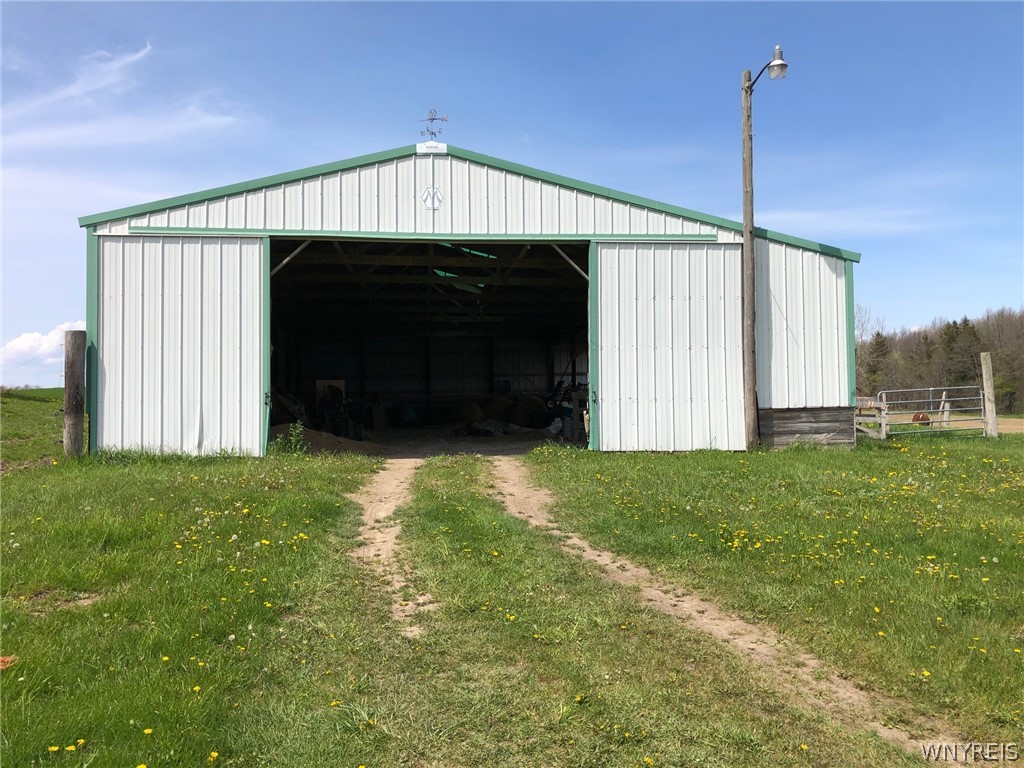 2312 Smith Road Perry, NY 14530 - Photo 4 of 22