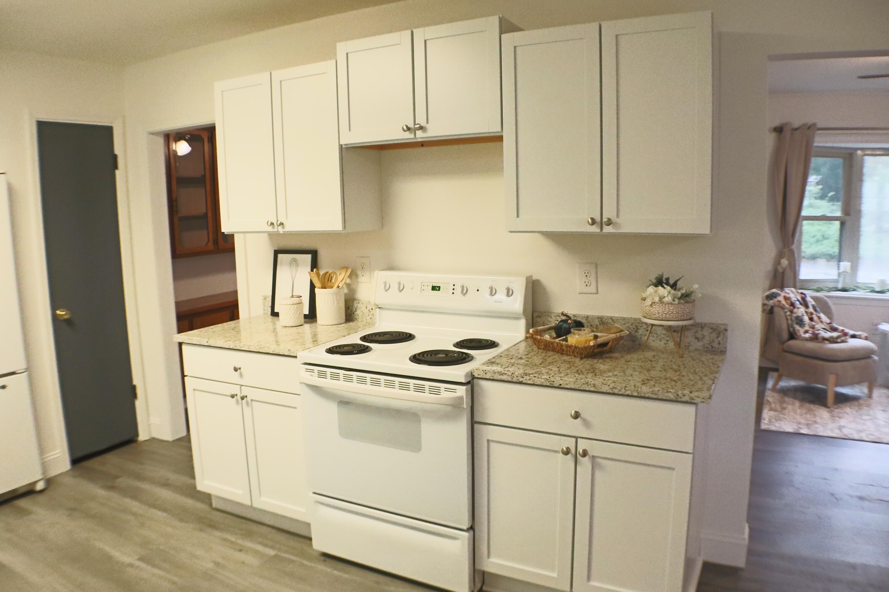 6001 Ridgecrest Avenue Hanahan, SC 29410 - Photo 11 of 28 IMG_0248