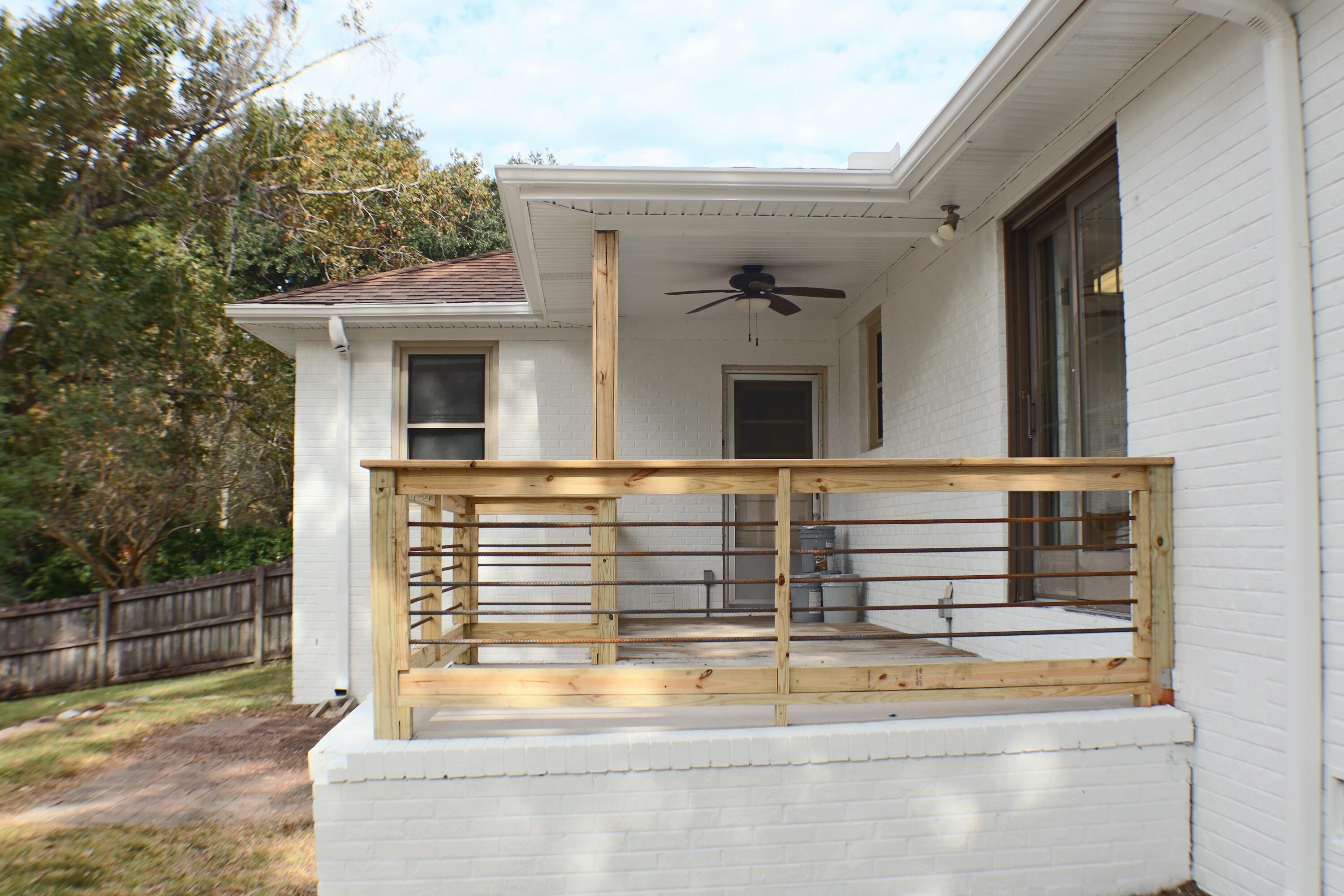 6001 Ridgecrest Avenue Hanahan, SC 29410 - Photo 6 of 28 side patio ridgecrest