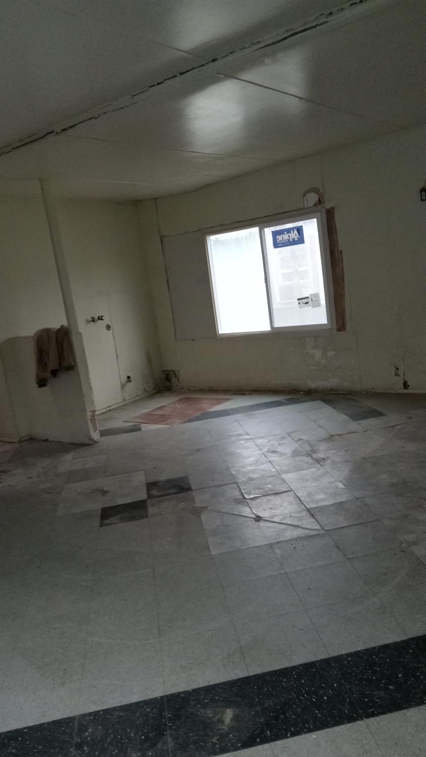 801 Schipper Street, Unit 60 Arvin, CA 93203 - Photo 5 of 8 a view of entryway