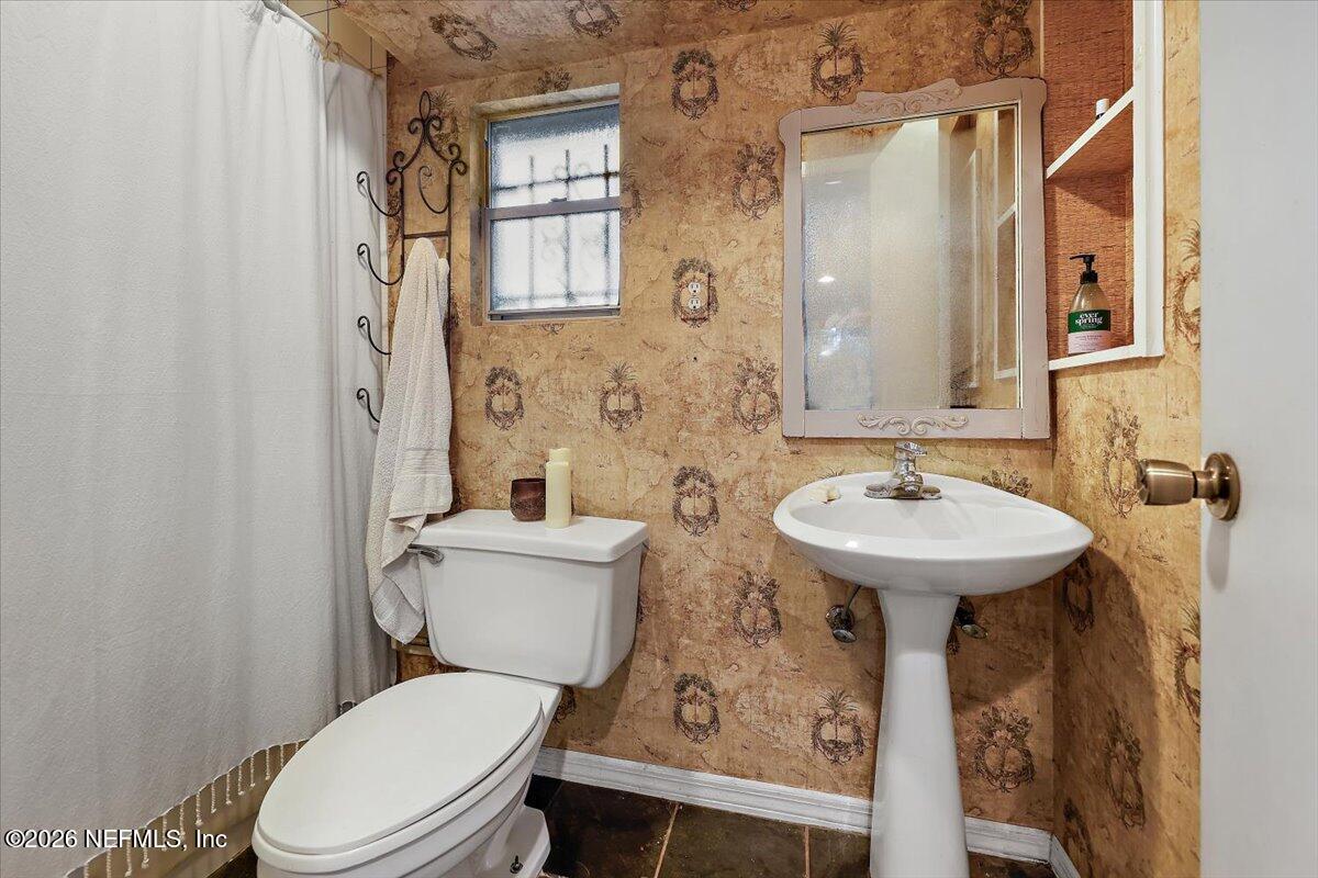 11037 Scott Mill Road Jacksonville, FL 32223 - Photo 10 of 51 09-Powder Room Full