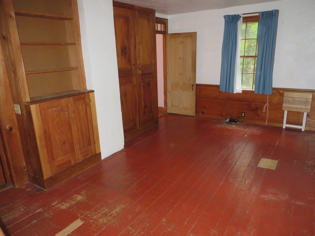 51 Orange Road Warwick, MA 01378 - Photo 13 of 22