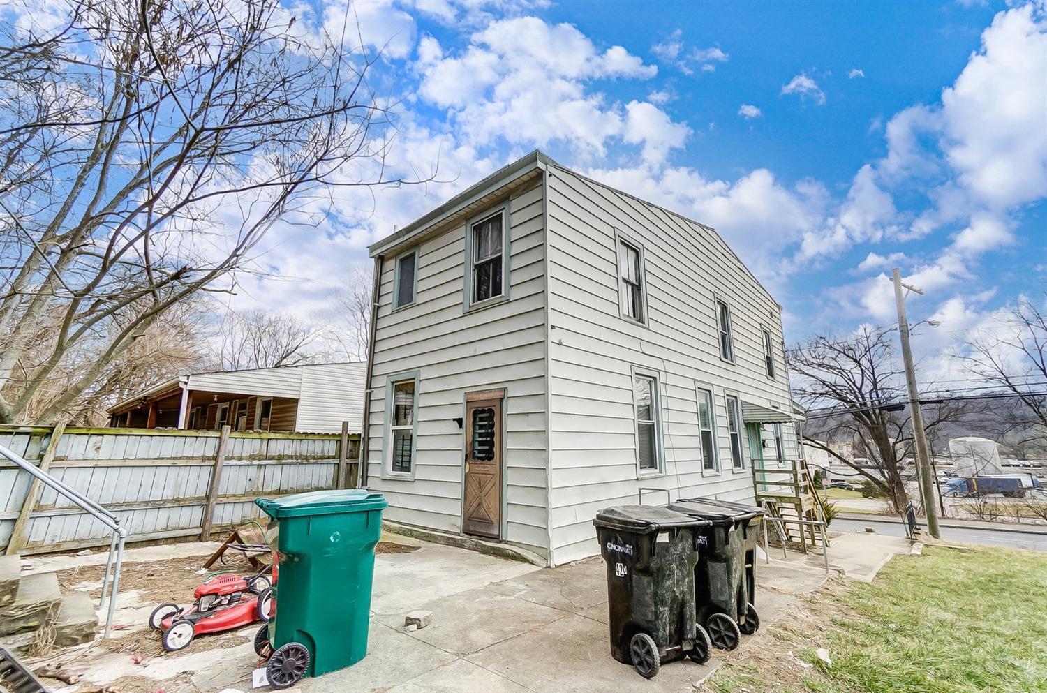 3126 River Road Cincinnati, OH 45204 - Photo 32 of 36