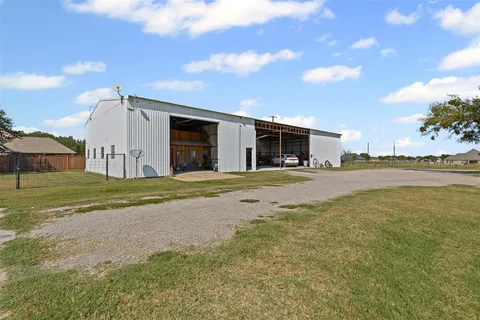 $1,075,000 | 216 Megan Court, Hudson Oaks, TX 76087