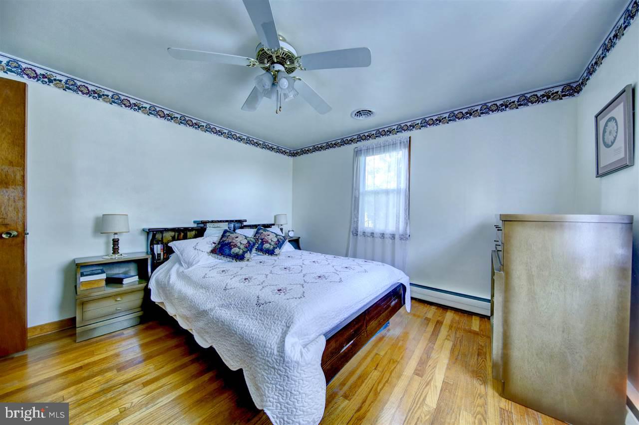 207 Singer Road New Freedom, PA 17349 - Photo 17 of 36
