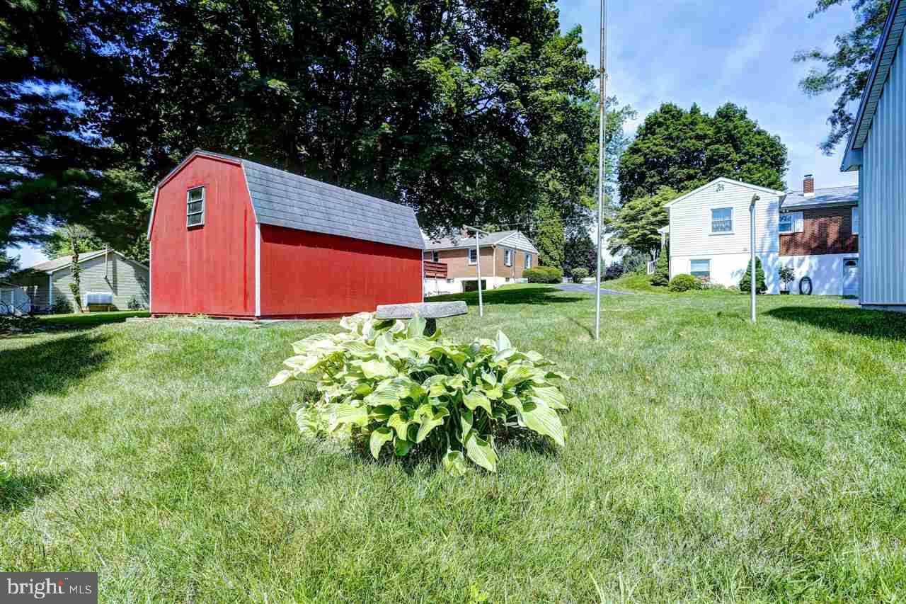 207 Singer Road New Freedom, PA 17349 - Photo 30 of 36