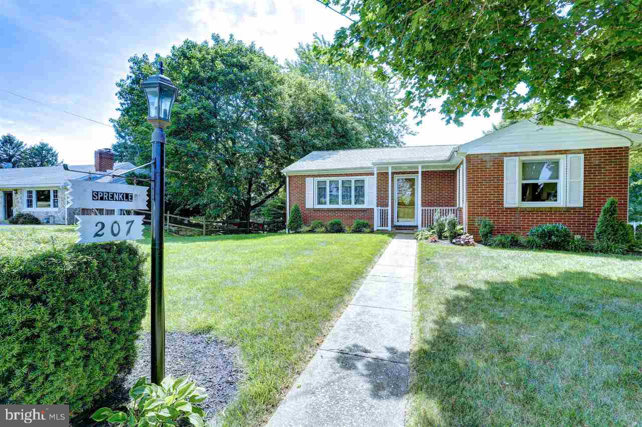 207 Singer Road New Freedom, PA 17349 - Photo 6 of 36