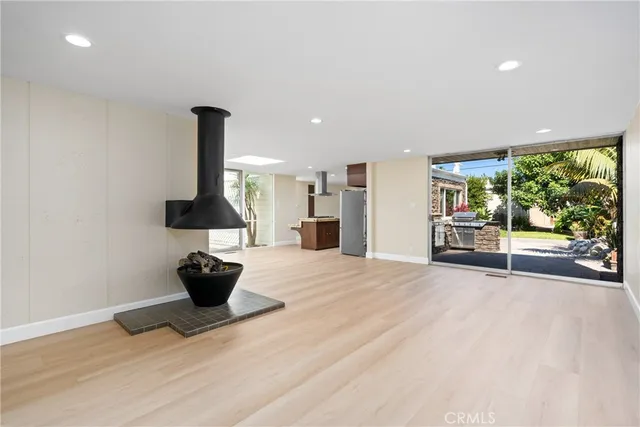 $2,099,888 | 1824 Park Street, Huntington Beach, CA 92648