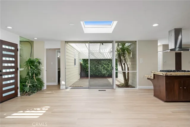 $2,099,888 | 1824 Park Street, Huntington Beach, CA 92648