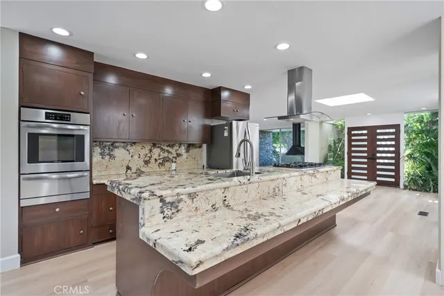 $2,099,888 | 1824 Park Street, Huntington Beach, CA 92648