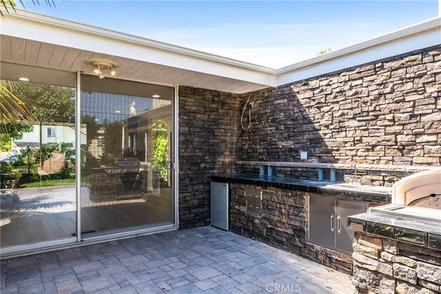 $2,099,888 | 1824 Park Street, Huntington Beach, CA 92648