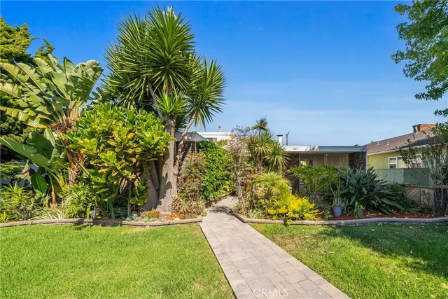 $2,099,888 | 1824 Park Street, Huntington Beach, CA 92648